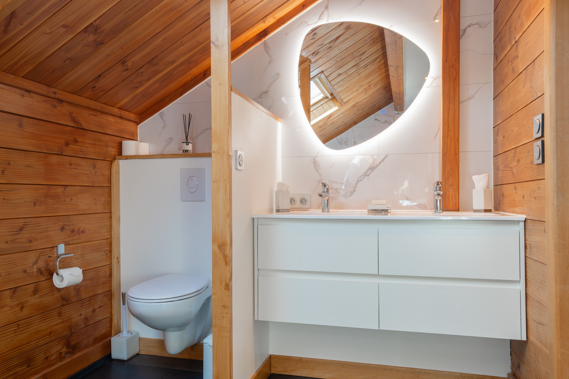 Chambre Granon — vue sur les montagnes