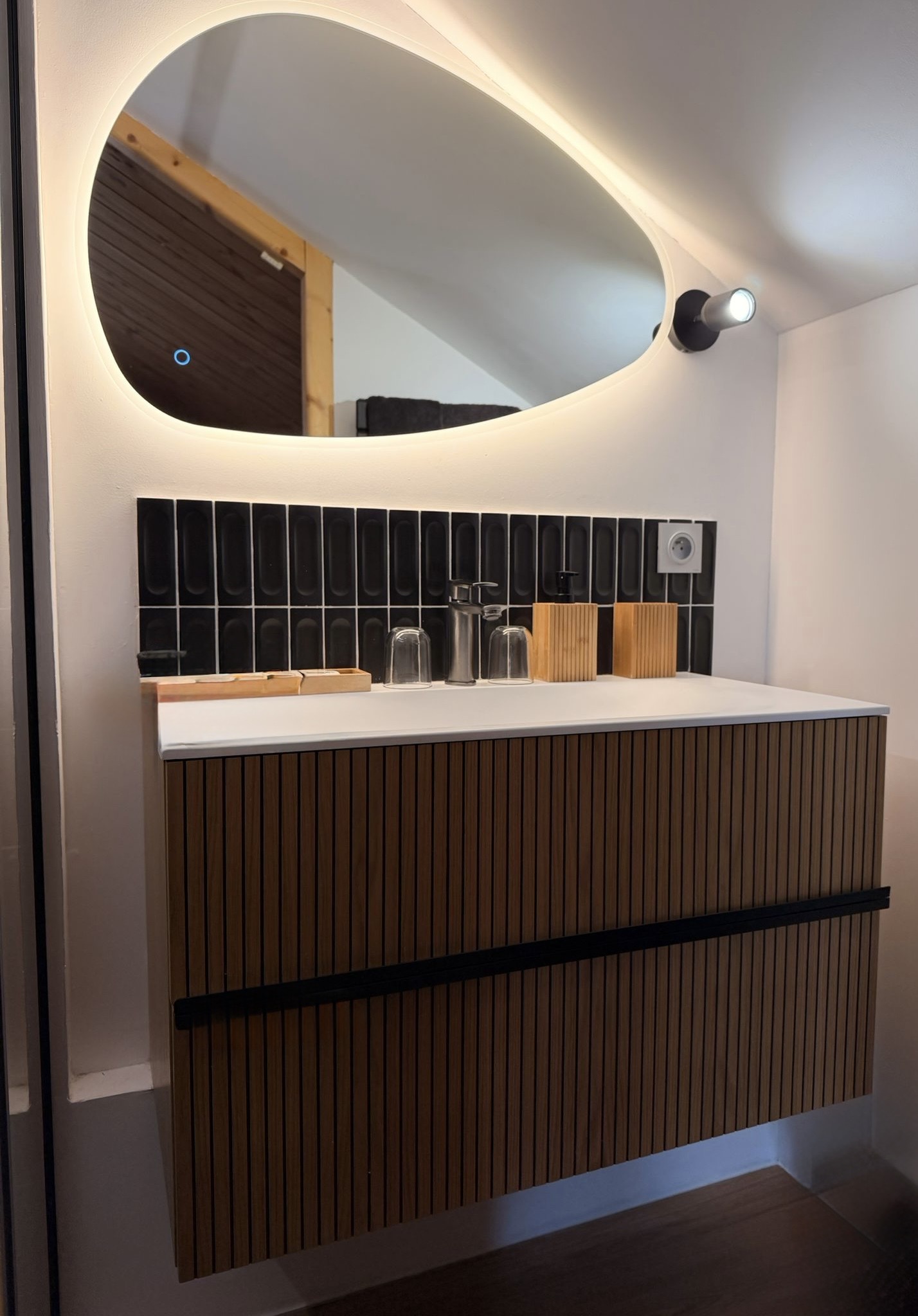 Chambre Izoard — vue sur les montagnes